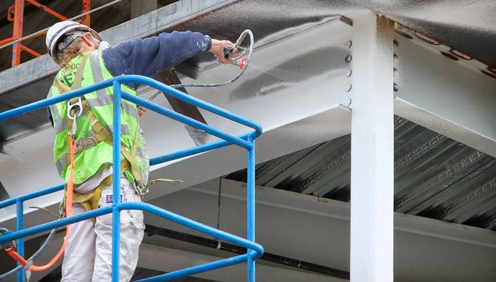 Pinturas ignífugas para naves industriales: cómo proteger tu espacio de trabajo contra incendios